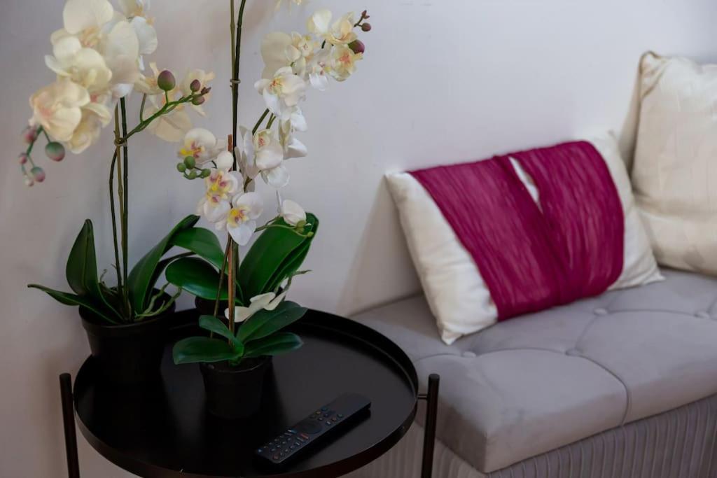 Porta Nuova Moscova: Cozy Apartment Near Duomo! มิลาน ภายนอก รูปภาพ