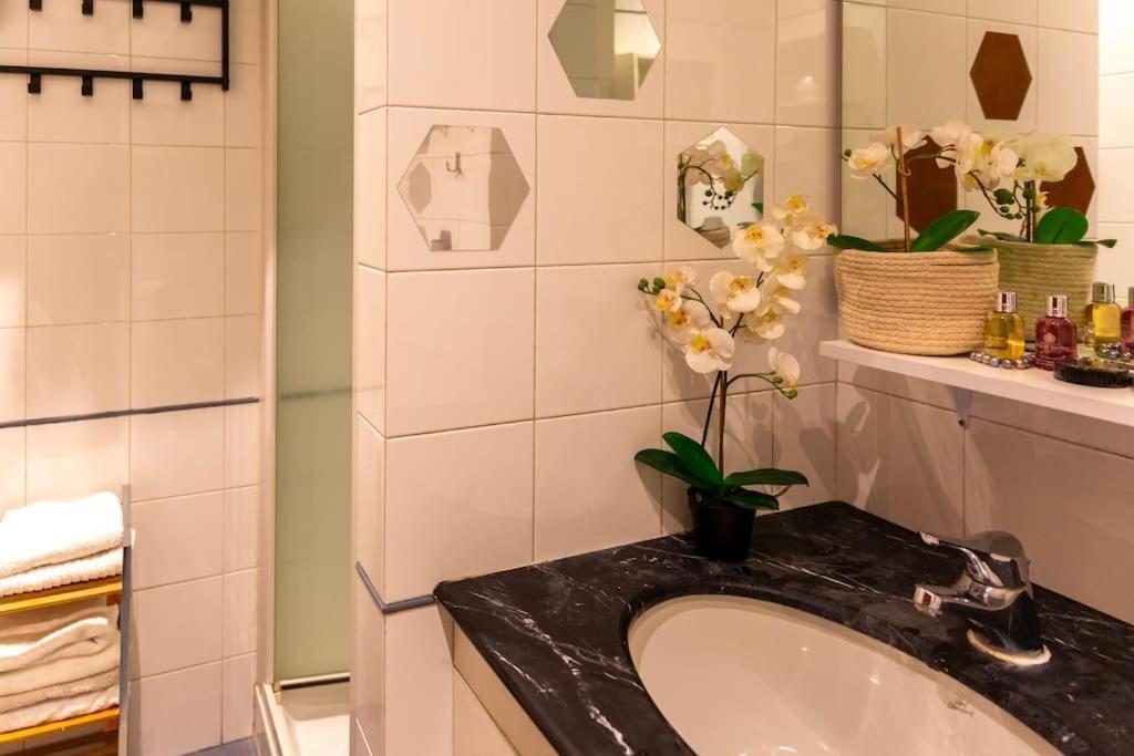 Porta Nuova Moscova: Cozy Apartment Near Duomo! มิลาน ภายนอก รูปภาพ