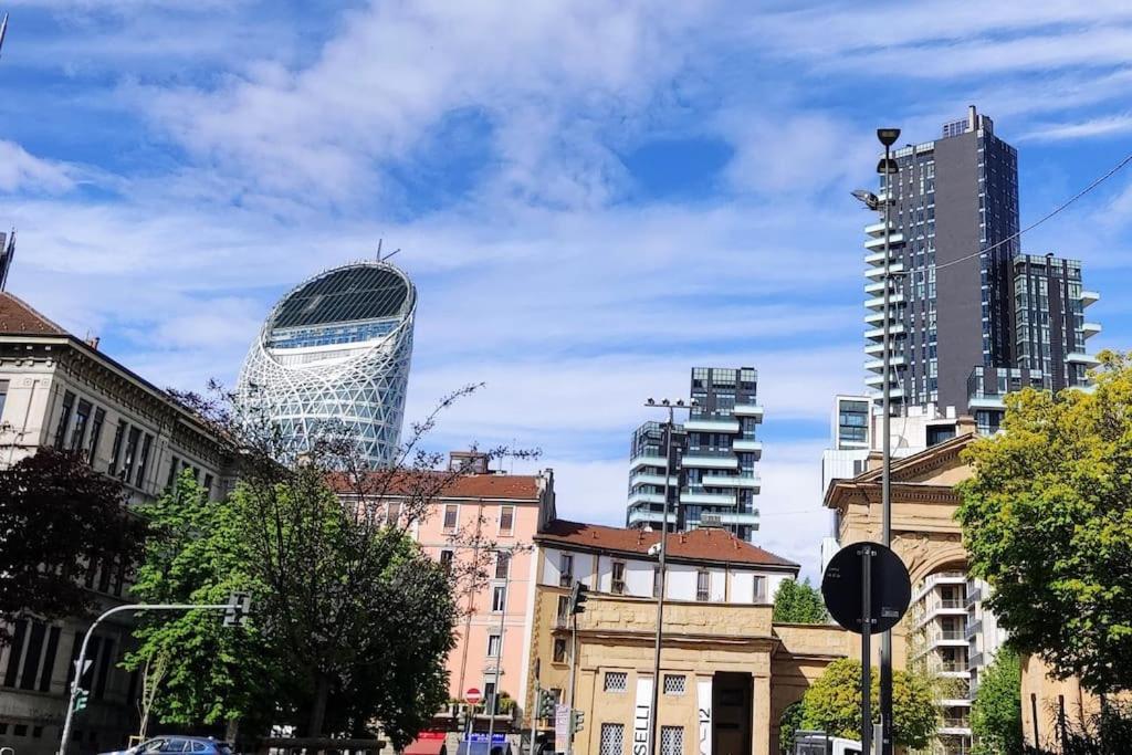Porta Nuova Moscova: Cozy Apartment Near Duomo! มิลาน ภายนอก รูปภาพ